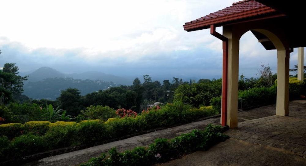 The Kandyan Villa Exterior photo